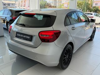 Mercedes-Benz A 180 2017 E-Book Service  96.000KM !-thumb-17