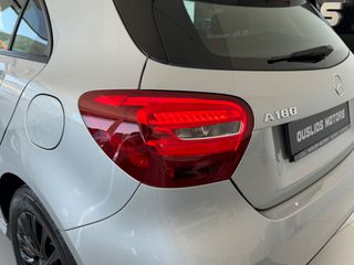 Mercedes-Benz A 180 2017 E-Book Service  96.000KM !-thumb-20