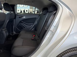 Mercedes-Benz A 180 2017 E-Book Service  96.000KM !-thumb-25