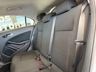 Mercedes-Benz A 180 2017 E-Book Service  96.000KM !-thumb-26