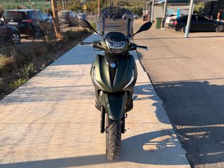 Piaggio Beverly 400 2024 Hp S-thumb-4