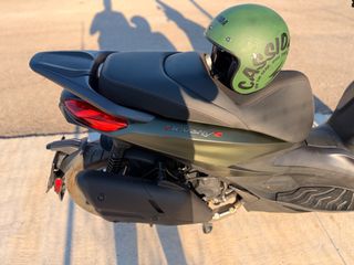Piaggio Beverly 400 2024 Hp S-thumb-6