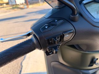 Piaggio Beverly 400 2024 Hp S-thumb-14