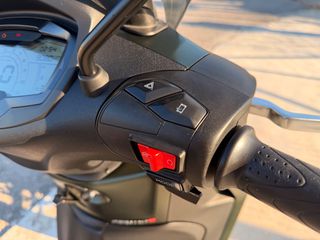 Piaggio Beverly 400 2024 Hp S-thumb-19