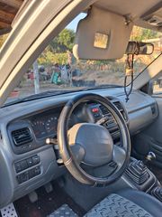 Suzuki Grand Vitara 2000