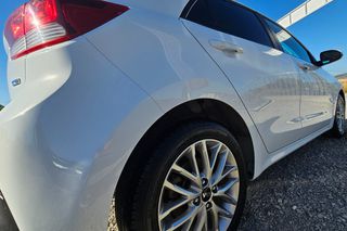 Kia Rio 2018-thumb-6