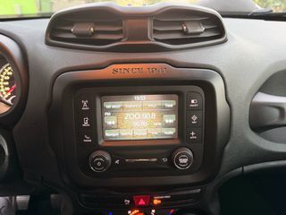 Jeep Renegade 2016 1.6 MultiJet BROOKLYN SPECIAL EDITION-thumb-24