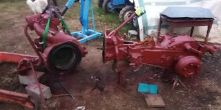 Τρακτέρ Deutz 1962 D30 vineyard στενό χαμηλο-thumb-17