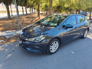 Opel Astra 2016-thumb-8
