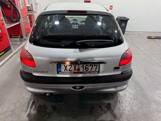 Peugeot 206 2000 Τιμη Συζητησιμη