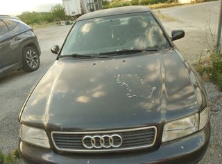 Audi A4 1996-thumb-4