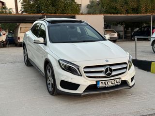Mercedes-Benz GLA 200 2015 AMG LINE-thumb-4