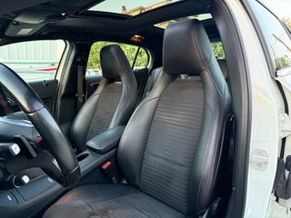 Mercedes-Benz GLA 200 2015 AMG LINE-thumb-14