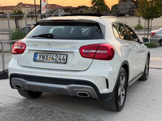Mercedes-Benz GLA 200 2015 AMG LINE-thumb-26