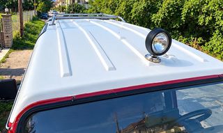 Land Rover Defender 110 Hardtop-thumb-3