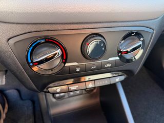 Hyundai i 20 2015 1.2 Full Extra Book Service-thumb-14