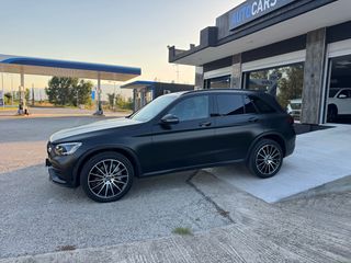 Mercedes-Benz GLC 300 2022-thumb-2