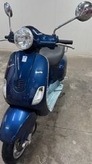 Piaggio Vespa LX 50 2011-thumb-3