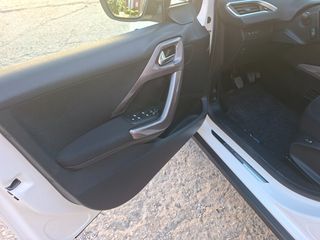 Peugeot 2008 2015 ΓΥΑΛΙΝΗ ΟΡΟΦΗ - CRUISE CONTROL - CLIMATRONIC-thumb-13