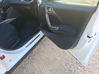 Peugeot 2008 2015 ΓΥΑΛΙΝΗ ΟΡΟΦΗ - CRUISE CONTROL - CLIMATRONIC-thumb-16