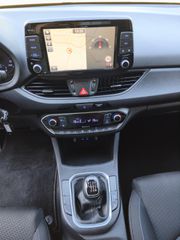 Hyundai i 30 2017 1.6 CDI NAVI Camera!!-thumb-19