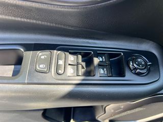 Jeep Renegade 2018 1.4 AUTOMATIC-thumb-25