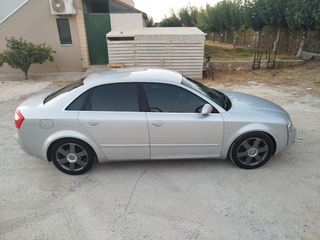 Audi A4 2004 Quattro-thumb-5