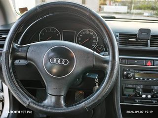 Audi A4 2004 Quattro-thumb-15