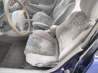 Toyota Corolla 1997-thumb-22