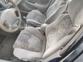Toyota Corolla 1997-thumb-27