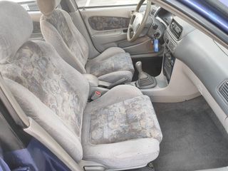 Toyota Corolla 1997-thumb-30