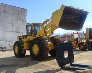 Φορτωτής Με Λάστιχα CAT 1982 988Α Block Handler