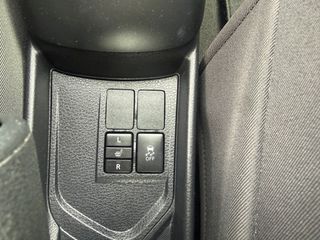 Toyota Yaris 2017 1.5cc 111HP 6 TAXYTHTEΣ LED KAMEΡΑ-thumb-30