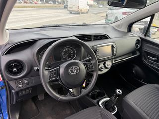 Toyota Yaris 2017 1.5cc 111HP 6 TAXYTHTEΣ LED KAMEΡΑ-thumb-21