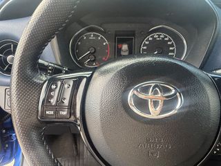 Toyota Yaris 2017 1.5 111HP LOUNGE KLIMA LED ΔΙΧΡΩΜΟ-thumb-31