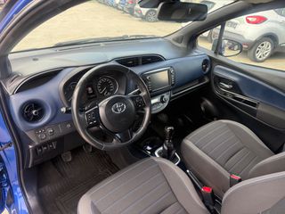 Toyota Yaris 2017 1.5 111HP LOUNGE KLIMA LED ΔΙΧΡΩΜΟ-thumb-27