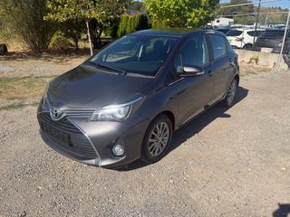 Toyota Yaris 2015