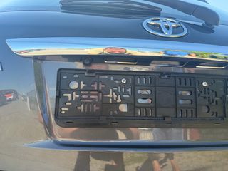 Toyota Yaris 2015-thumb-7
