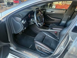 Mercedes-Benz CLA 220 2019 AMG LINE-thumb-23