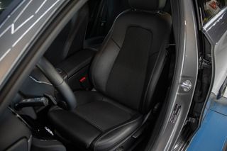 Mercedes-Benz A 200 2020 Progressive-thumb-22