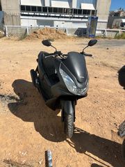 Honda PCX 150 2015-thumb-1