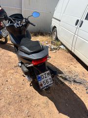 Honda PCX 150 2015-thumb-3