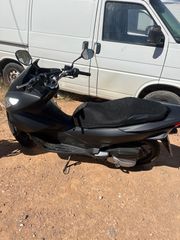 Honda PCX 150 2015-thumb-5