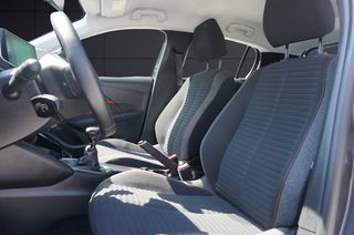 Peugeot 208 2022 Active|Apple Carplay - Android|Lane Assist|Diesel-thumb-17