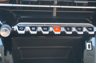 Peugeot 208 2022 Active|Apple Carplay - Android|Lane Assist|Diesel-thumb-32