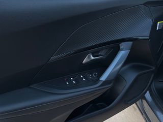Peugeot 2008 2020 1.2 PureTech Allure 101-thumb-14