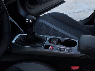 Peugeot 2008 2020 1.2 PureTech Allure 101-thumb-18