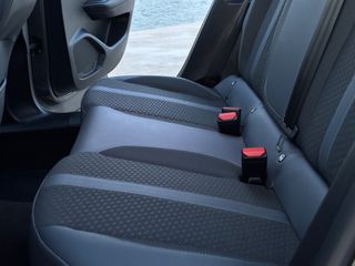 Peugeot 2008 2020 1.2 PureTech Allure 101-thumb-20