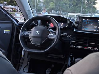 Peugeot 2008 2020 1.2 PureTech Allure 101-thumb-29