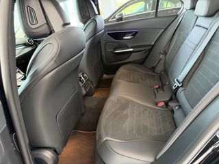 Mercedes-Benz C 300 2023 AMG LINE-thumb-7
